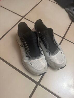 On Running Men's White and BlackRunning Sneakers in good condition